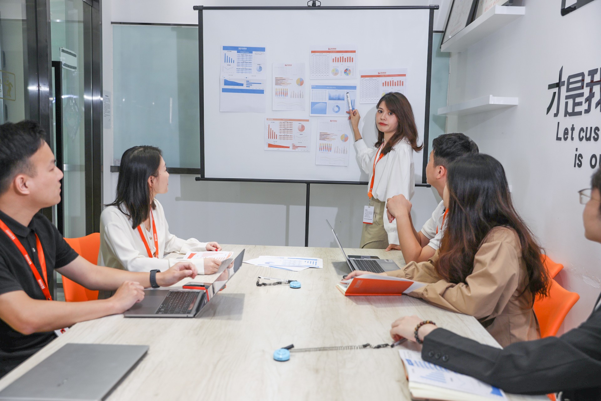 676d110c28190.jpg GZ8A0069.jpg